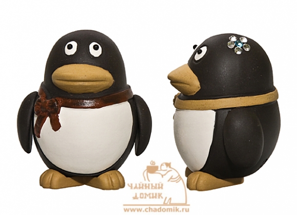 Статуэтки "Пингвины" в подарочной коробке