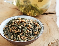 Японский зеленый чай
 "Генманча" с воздушным
 рисом 煎麦茶(玄米茶) 25 гр