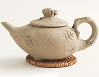 Чайник глиняный, исинский "Лотос"