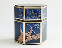 Средняя баночка
для чая жестяная