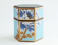 Средняя баночка
для чая жестяная