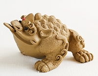 Статуэтка "Трехлапая жаба"