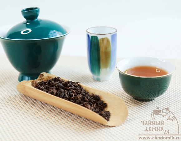 Черный улунский чай
(Хун У Лун) 红乌龙 25 гр