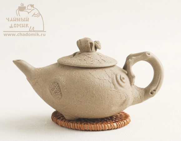 Чайник глиняный, исинский "Лотос"