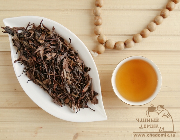 Состаренные одинокие кусты с горы Феникса (Лао Ча Хуан Пянь Дань Цун) 老茶黄片单枞 25 гр