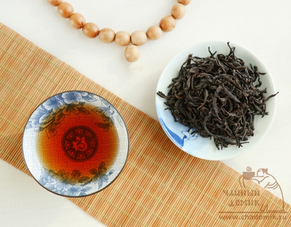 Утёсный красный чай из Фуцзяня 
(Уйи Хун Ча) 25 гр